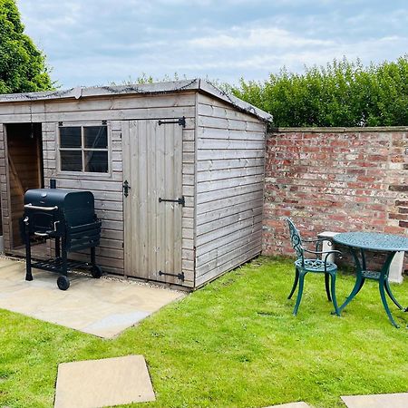 Village Barn Conversion Near York Dış mekan fotoğraf